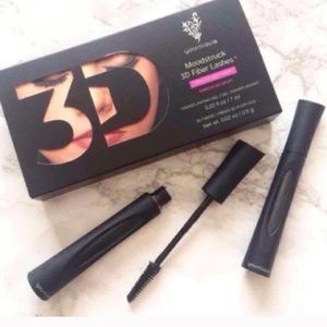 Younique 3D Fiber Lashes Mascara